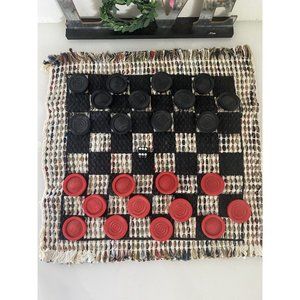 Checkers Board Game with Rug Board 12" x 12½”‎  12 Black 12 Red Checkers Vintage